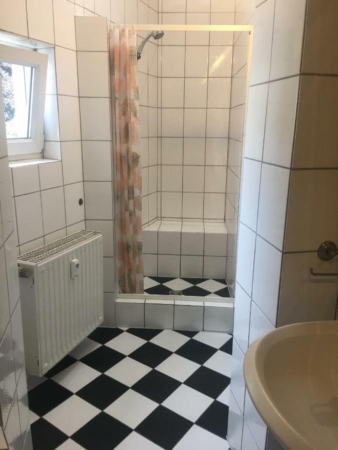 Apartment Am Friedrich Ebert Park Mit Ueber 100Qm Wohnflaeche Hamm  Buitenkant foto